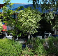 Bishop and Clove - New South Wales Tourism 