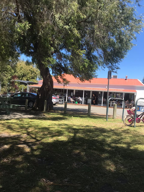 Emu Point Cafe - New South Wales Tourism  4