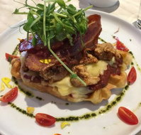 Pitcher and Iron - New South Wales Tourism 