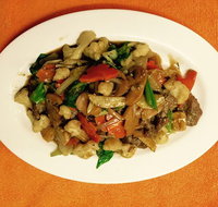 Bunbury Noodle House - New South Wales Tourism 