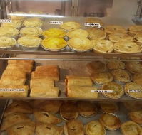 Halls Creek Bakery