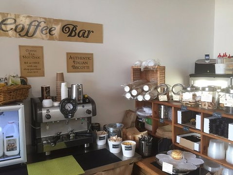 Petra Olive Oil Shed Door Tasting Room & Farm Shop - New South Wales Tourism  0