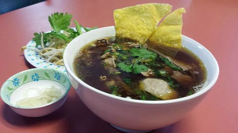 Sokha Phnom Penh Restaurant - New South Wales Tourism  0