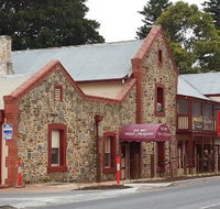 Magnums Bistro at Hotel McLaren