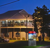 St Kilda Beach Hotel