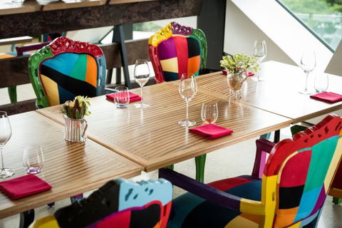 The D'Arenberg Cube Restaurant - New South Wales Tourism  0