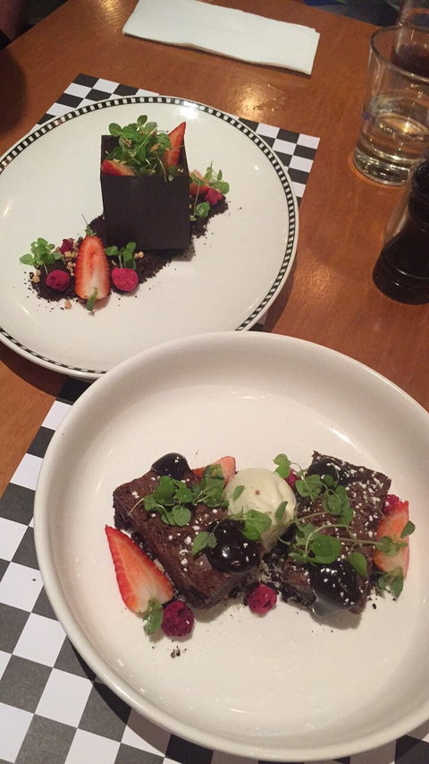 Atura Roadhouse Bar And Grill - New South Wales Tourism  5