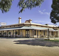 Standpipe Golf Motor Inn - New South Wales Tourism 
