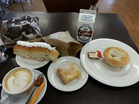 Five Loaves Bakery - New South Wales Tourism  0