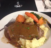 Leigh Creek Tavern - New South Wales Tourism 