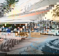 Mano's Restaurant - New South Wales Tourism 