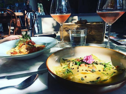 Bella Venezia Restaurant & Bar - New South Wales Tourism  0