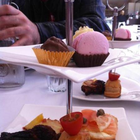 Decadent C's - New South Wales Tourism  0