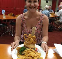 Ayr Anzac Club - New South Wales Tourism 