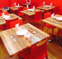 Indian friends - New South Wales Tourism 