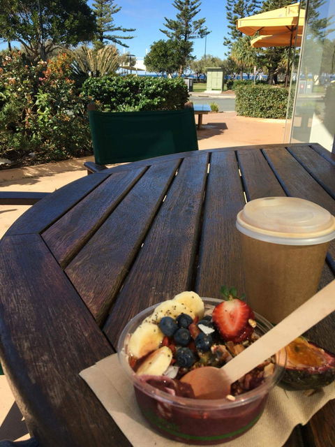 Frocals - New South Wales Tourism  4