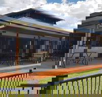 Tully Heads Tavern - New South Wales Tourism 