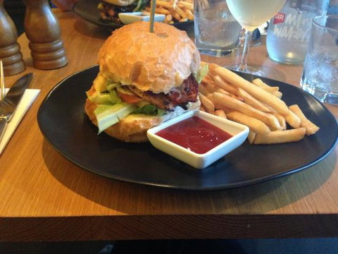 Waterfront Seafood - New South Wales Tourism  0