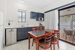 The Coffee House Apartments & Bistro - New South Wales Tourism  12