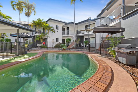 The Coffee House Apartments & Bistro - New South Wales Tourism  13