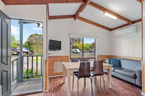 Discovery Parks Melbourne - New South Wales Tourism  3