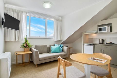 Williamstown Residences - New South Wales Tourism  9