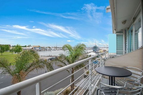Williamstown Residences - New South Wales Tourism  11