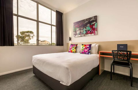 Nightcap At Ashley Hotel - New South Wales Tourism  5