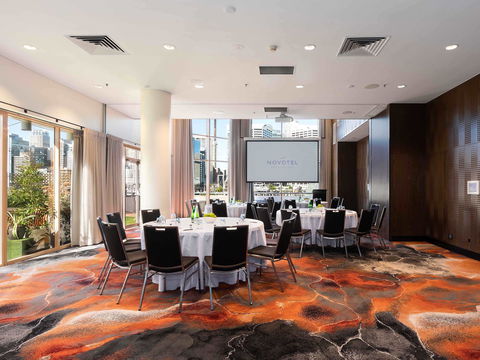 Novotel Sydney On Darling Harbour - New South Wales Tourism  8