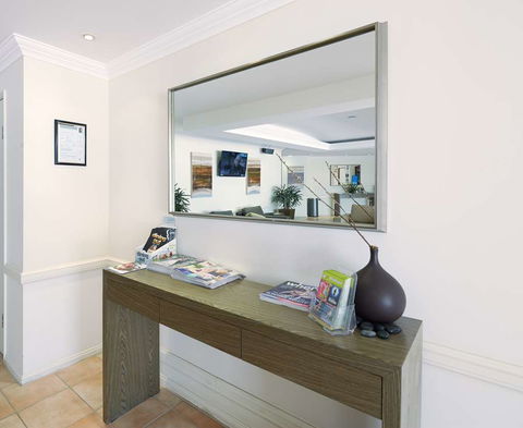 Central West End Apartments - New South Wales Tourism  5