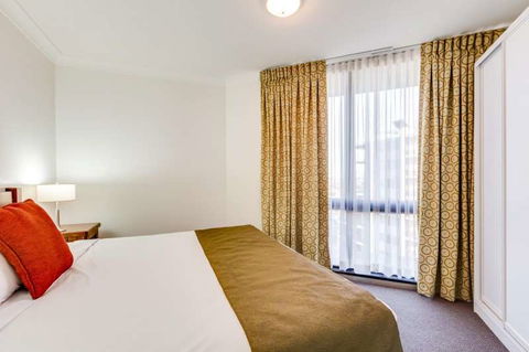 Hillcrest Central Apartment Hotel - New South Wales Tourism  3