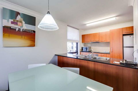 Hillcrest Central Apartment Hotel - New South Wales Tourism  11