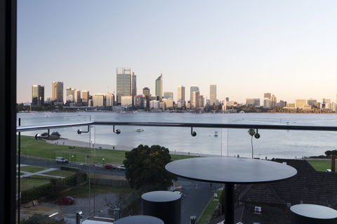 Quest South Perth Foreshore - New South Wales Tourism  15