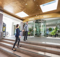 Crowne Plaza Canberra - New South Wales Tourism 