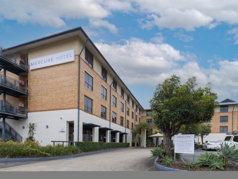 Mercure Brisbane Garden City - New South Wales Tourism  1