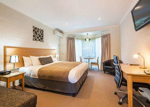Comfort Inn Coach & Bushmans - New South Wales Tourism  6