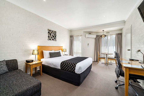 Comfort Inn Coach & Bushmans - New South Wales Tourism  8