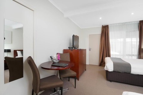 New Crossing Place Motel - New South Wales Tourism  11