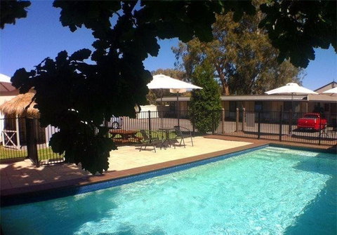 New Crossing Place Motel - New South Wales Tourism  15