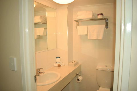 Best Western Parkside Motor Inn - New South Wales Tourism  11