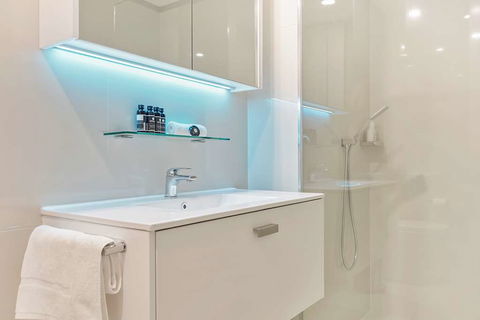 Good Life Suites - New South Wales Tourism  7