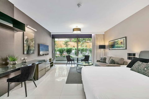 Good Life Suites - New South Wales Tourism  11