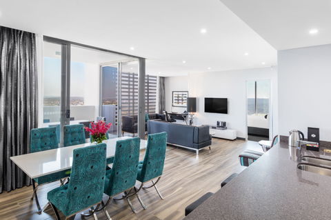 Meriton Suites Chatswood - New South Wales Tourism  1