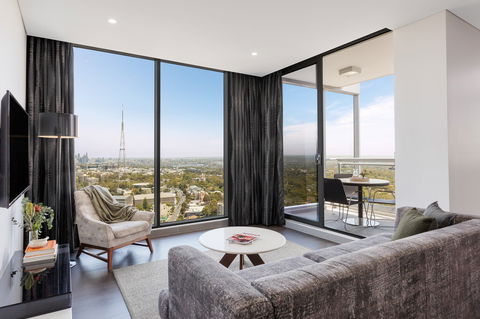 Meriton Suites Chatswood - New South Wales Tourism  17