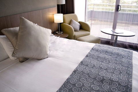 Hotel Urban St Leonards - New South Wales Tourism  6