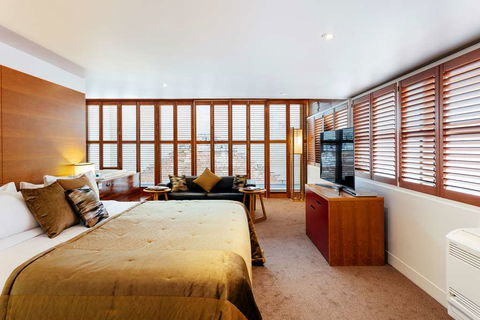The Henry Jones Art Hotel - New South Wales Tourism  11