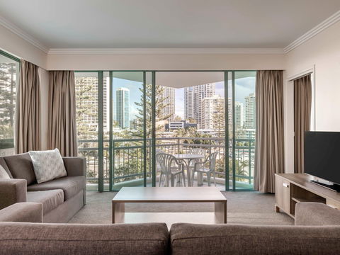 Mantra Crown Towers Surfers Paradise - New South Wales Tourism  9