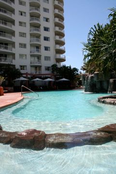 Alpha Sovereign Hotel Gold Coast - New South Wales Tourism  3