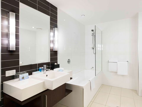 Novotel Brisbane Airport - New South Wales Tourism  6