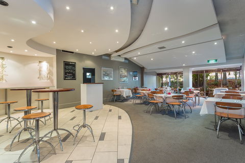 The Airport International Motel - New South Wales Tourism  15